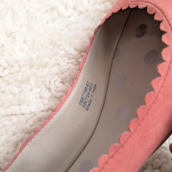 Boden Pink Scalloped Suede Round Toe Ballet Flats - Picture 7 of 9